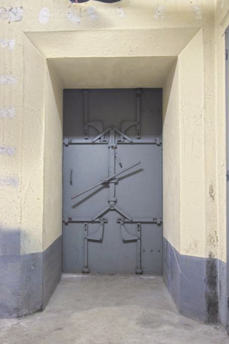 Ligne Maginot - NANCY- LAXOU - STATION PROTéGéE LSGD - (Central téléphonique isolé) - Vue intérieure de la porte étanche