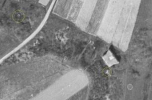 Ligne Maginot - LANGENHAEUSER 3 - (Blockhaus pour arme infanterie) - Le bloc, visible sur la photo aérienne de 1951