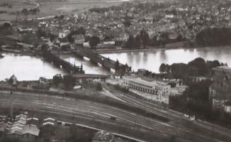 Ligne Maginot - 71SM - PONT RAIL de KEHL - (DMP - Dispositif de Mine Permanent) - Photo aérienne des ponts prise le 10 Octobre 1939. On constate l'intégrité des ponts et l'ouverture de la travée pivotante d'isolement du pont-rail.