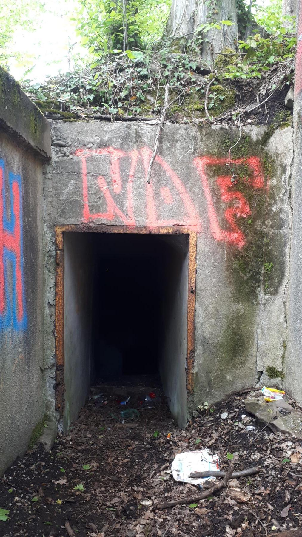 Ligne Maginot - OBERJAEGERHOFF - (Abri) - L'entrée de la chambre de tir pour mitrailleuses
