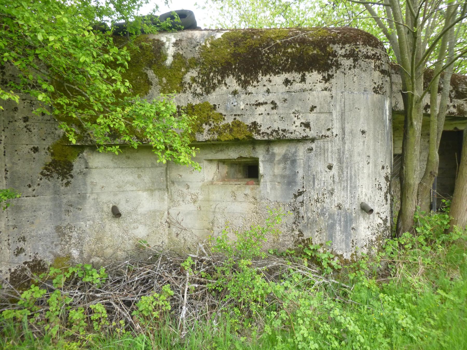 Ligne Maginot - FROESCHWILLER OUEST - (Casemate d'infanterie) - Vue extérieure