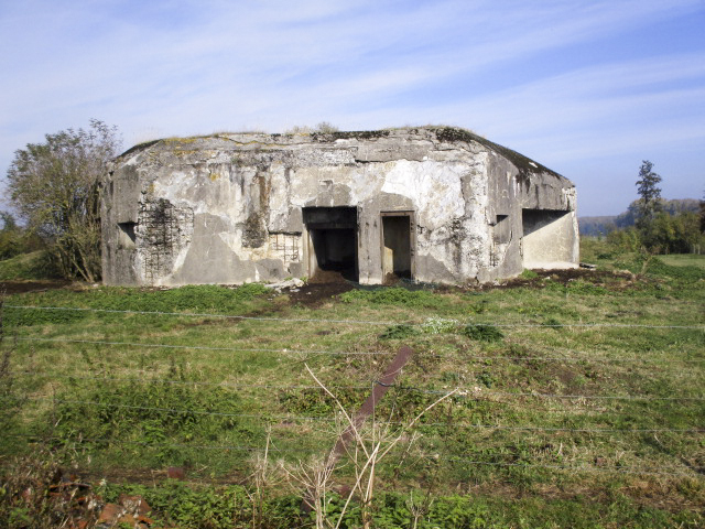 Ligne Maginot - B356 - PONT DU CHATEAU - (Blockhaus pour canon) - 