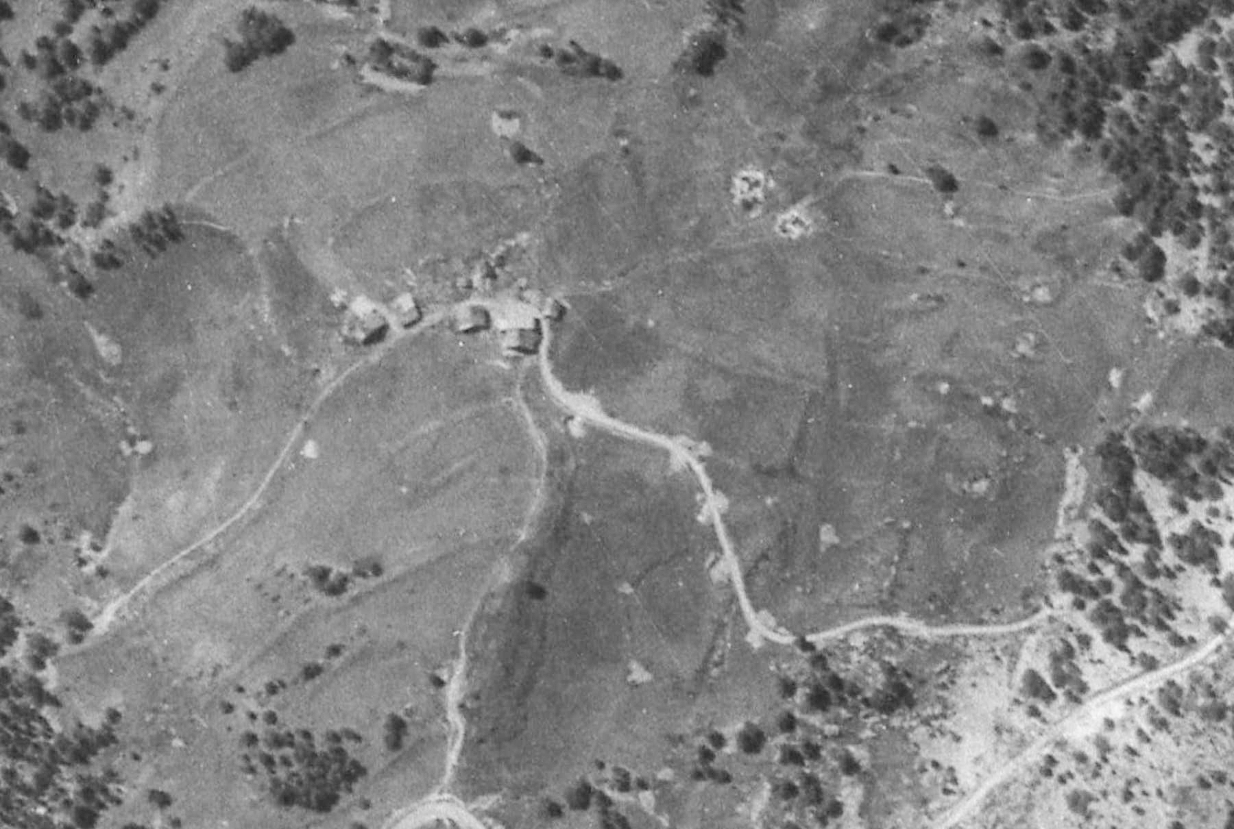 Ligne Maginot - POET MORAND (154° RAP - 1° ET 6° BIE) - (Position d'artillerie préparée) - Vue aérienne de la position occupée par les batteries