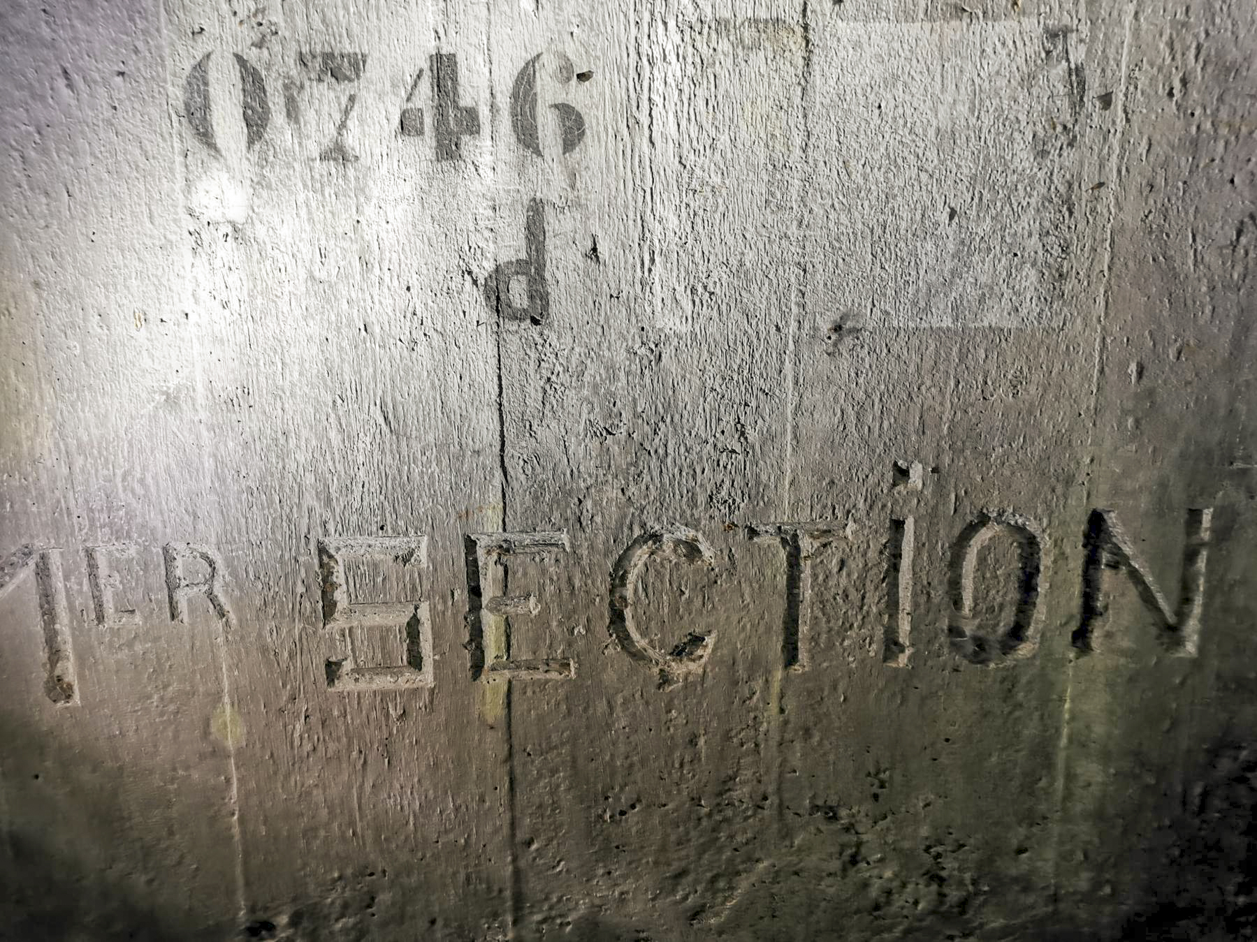 Ligne Maginot - B591 - RICHARDSHAEUSER 5 - (Blockhaus pour arme infanterie) - Sur le mur gauche à l'entrée, sur le mur, se trouve cette inscription.