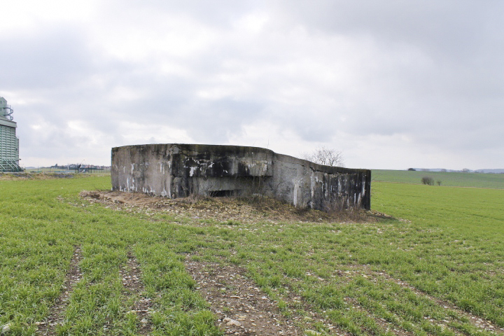 Ligne Maginot - BININGERWIESE 4 - (Blockhaus pour arme infanterie) - Façade Est