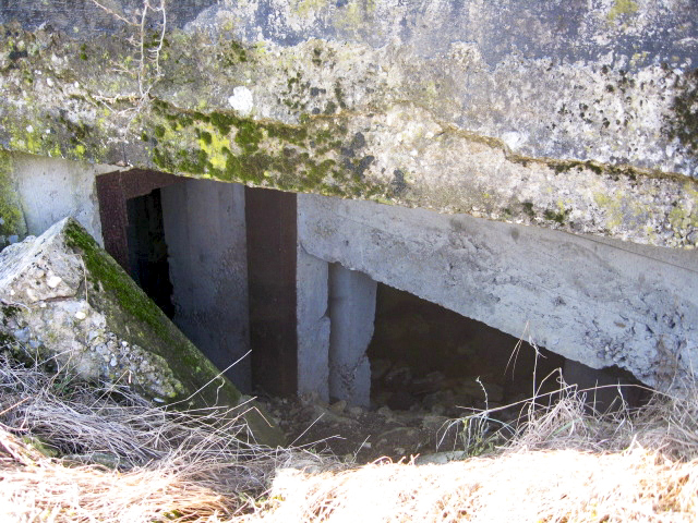 Ligne Maginot - GARTEN 4 - (Blockhaus pour canon) - Les entrées
