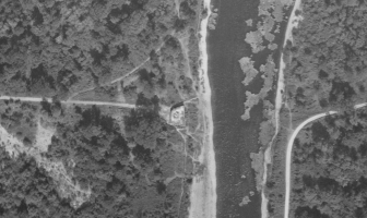 Ligne Maginot - PORT DU RHIN SUD 18 - (Blockhaus pour arme infanterie) - Le blockhaus bordant le Brunnenwasser en 1947