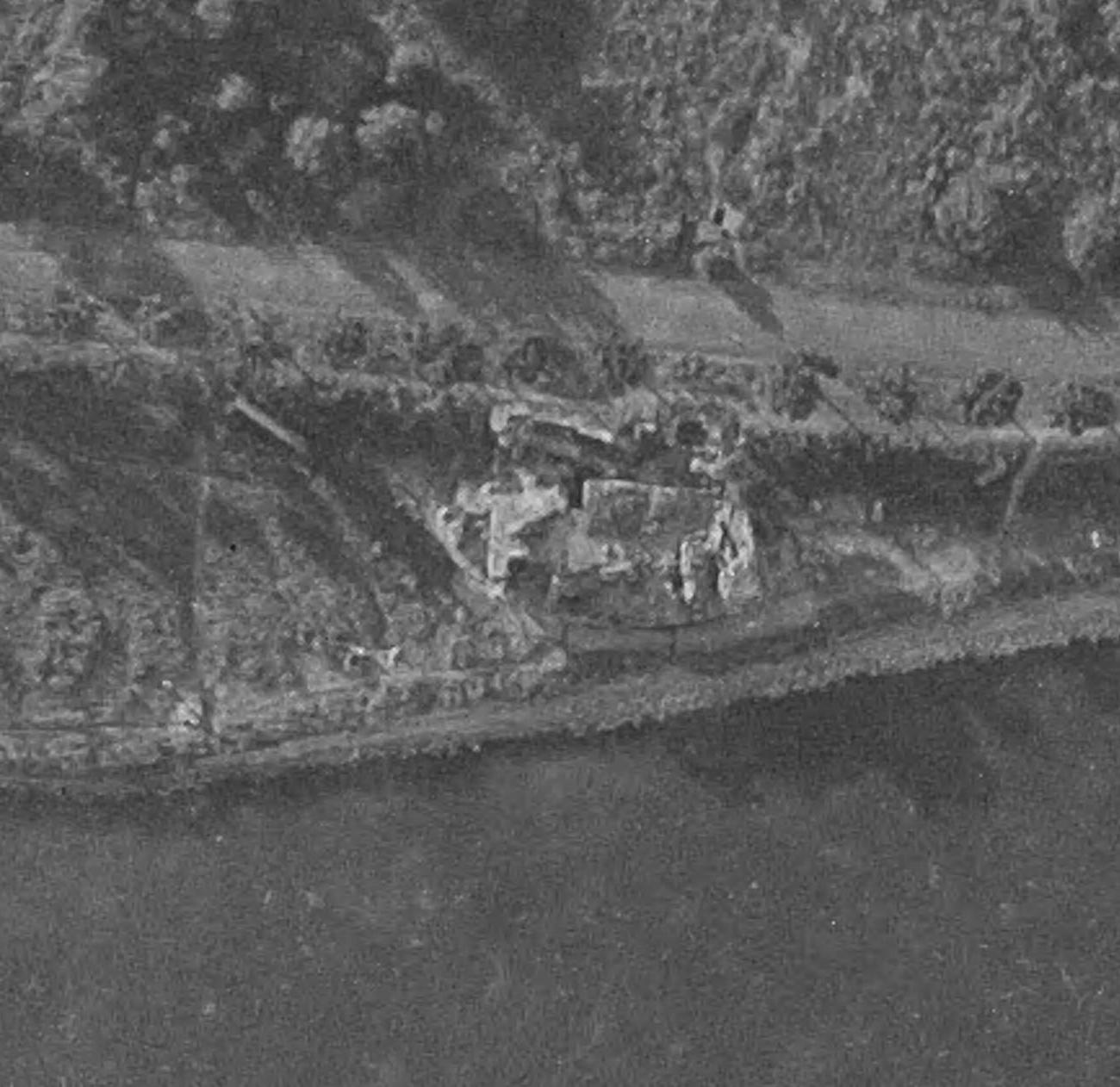 Ligne Maginot - BASSIN AUX PETROLES - (Casemate d'infanterie - double) - Vue aérienne de la casemate détruite en 1947