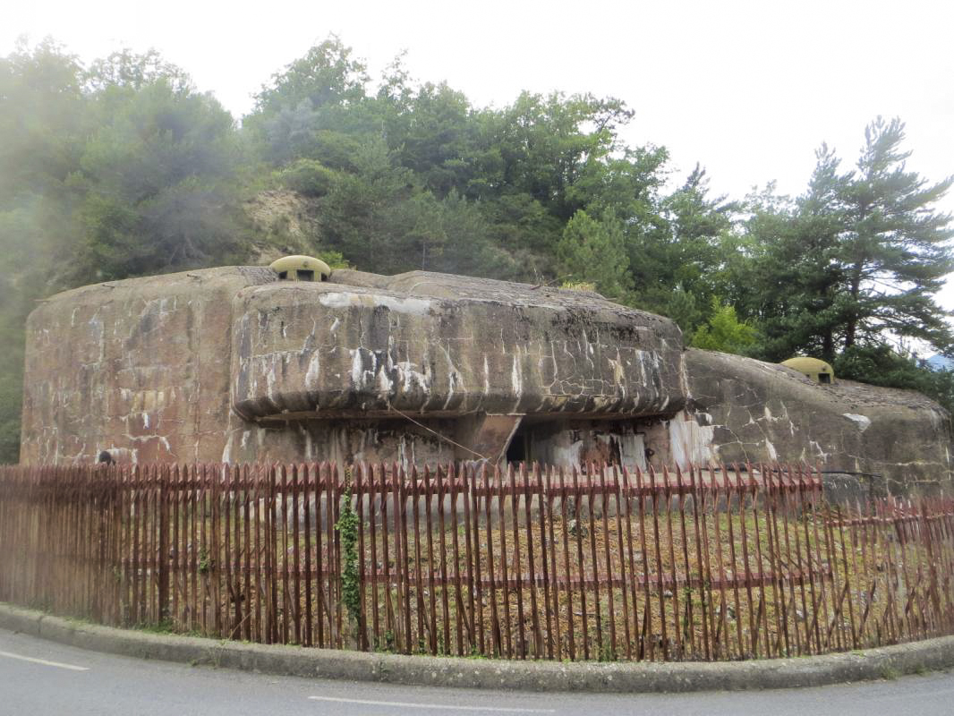 Ligne Maginot - SAINT ROCH (SHR) - (Ouvrage d'artillerie) - Bloc 4
Bloc-barrage muni d'un puissant armement.