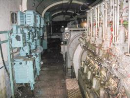 Ligne Maginot - OTTERBIEL - (Ouvrage d'artillerie) - Usine électrique
Groupes électrogènes à moteurs SMIM de 125 CV Récupérations officielles fédération mars 2005