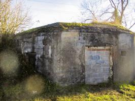 Ligne Maginot - B439 - FORT MASSY - (Blockhaus pour canon) - Visible du chemin de halage des Mazys.