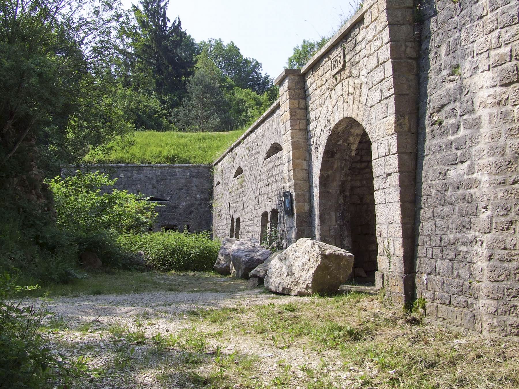 Ligne Maginot - BATTERIE DES ROCHES - (Position d'artillerie préparée) - L'entrée de la batterie des Roches