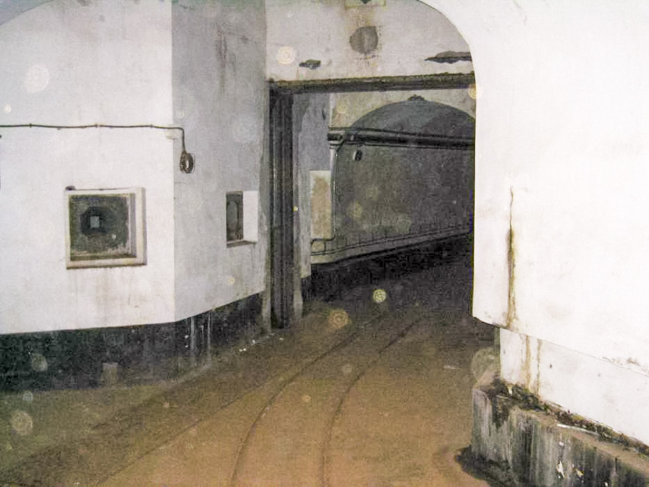 Ligne Maginot - OTTERBIEL - (Ouvrage d'artillerie) - Entrée
Récupérations officielles fédération mars 2005