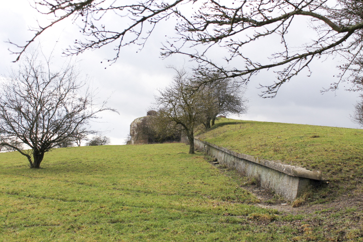 Ligne Maginot - HAUT POIRIER - (Ouvrage d'infanterie) - Bloc 3 
Facade Est
