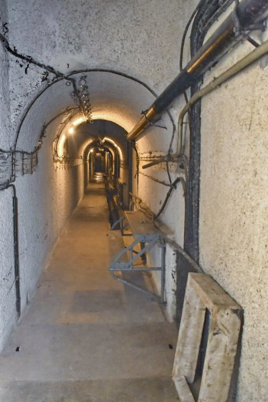 Ligne Maginot - HAUT POIRIER - (Ouvrage d'infanterie) - Galerie et bancs pliants