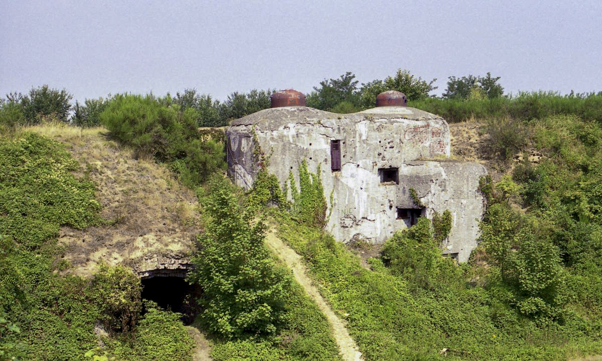 Ligne Maginot - A19 - FORT DE MAULDE - (Observatoire d'artillerie) - En 1996