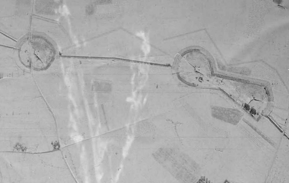 Ligne Maginot - ETH - (Ouvrage d'infanterie) - Photo aérienne de l'hiver 1940, où l'on distingue aussi la casemate de JENLAIN