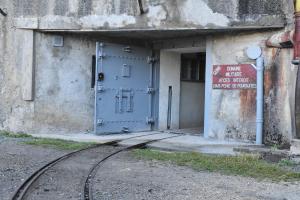 Ligne Maginot - ROCHE LA CROIX (RLC) - (Ouvrage d'artillerie) - Bloc 1
Entrée réduite et la voie de 60