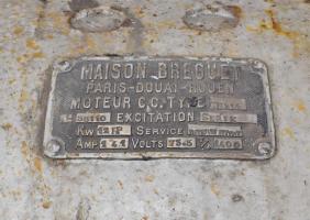 Ligne Maginot - ROCHE LA CROIX (RLC) - (Ouvrage d'artillerie) - Bloc 5
Plaque de constructeur du moteur du bras de contre-poids
