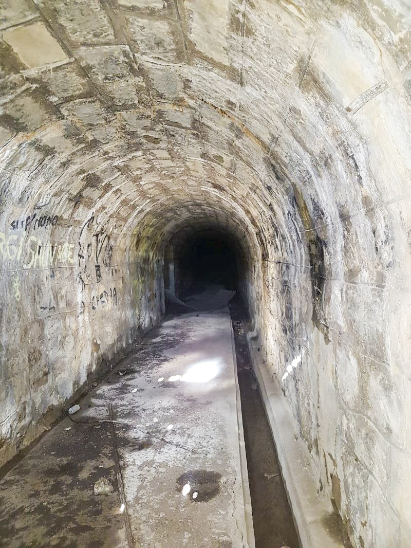 Ligne Maginot - CAMP D'ARGENT - COL DE TURINI - (Dépôt de Munitions) - Intérieur
Alvéole droite