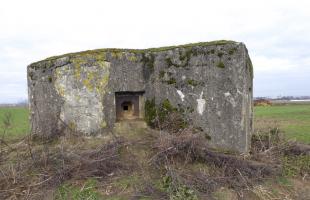 Ligne Maginot - B460 - RESERVOIR D'ONNAING (PDS) - (Blockhaus pour arme infanterie) - Face droite