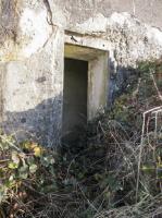 Ligne Maginot - B521 - STATION DE WARGNIES - (Blockhaus pour canon) - Porte d'accès à l'intérieur du blockhaus.
Entrée du personnel