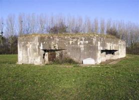 Ligne Maginot - C17 - GOMMEGNIES EST - (Casemate d'infanterie) - 
