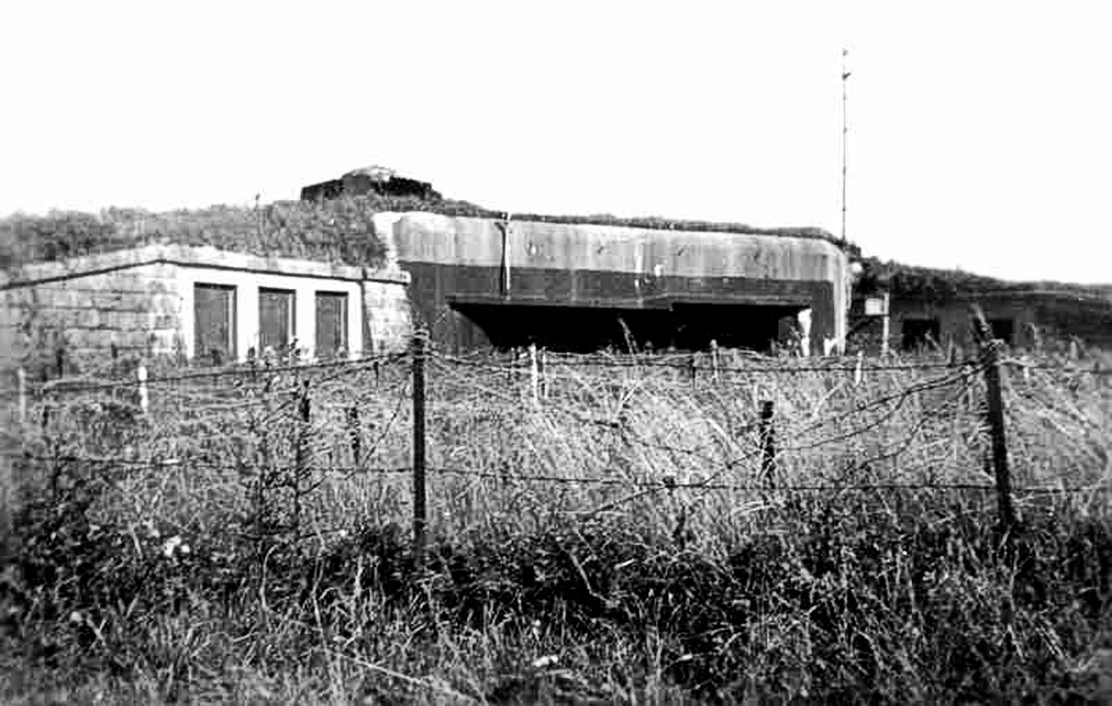 Ligne Maginot - 3/2 - FORT LOUIS VILLAGE - (Casemate d'infanterie - Double) - 
