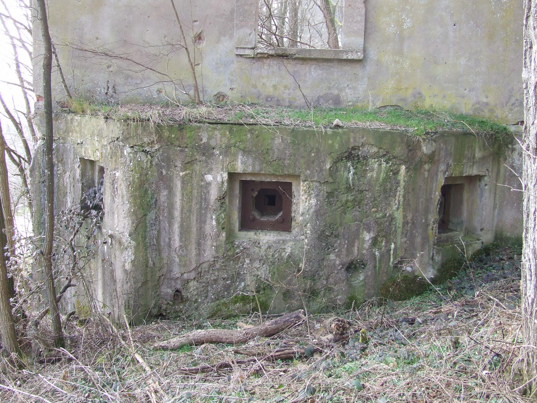 Ligne Maginot - LIEDERSCHIEDT - MAISON FORTE - (Poste GRM - Maison Forte) - Le blockhaus pour FM.
