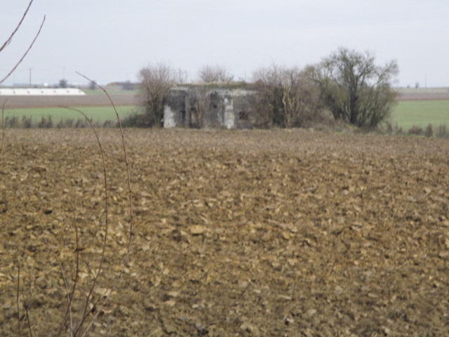 Ligne Maginot - B481 - FERME DU MOULIN - (Blockhaus pour canon) - Situé dans son environnement.