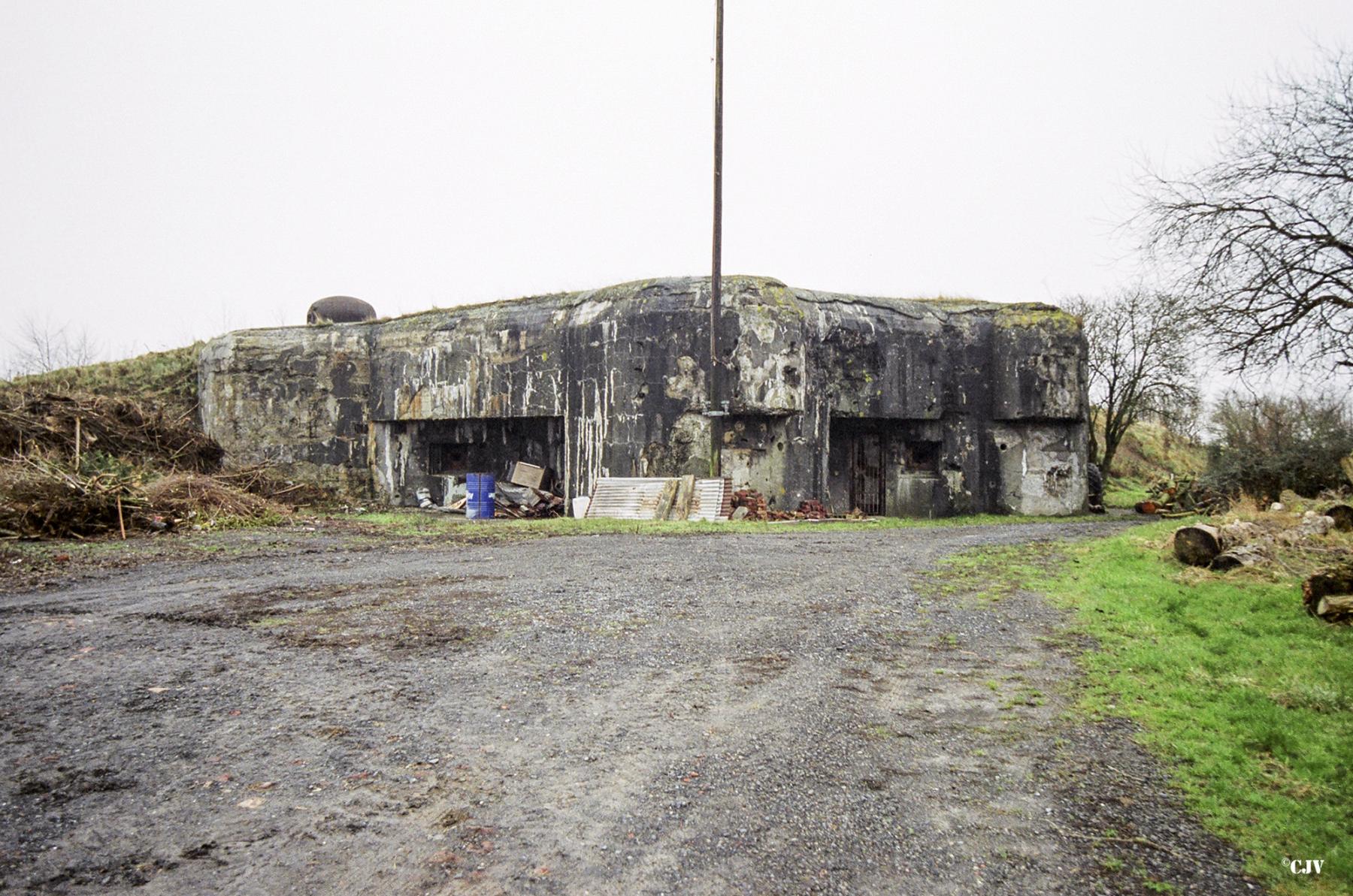 Ligne Maginot - TALANDIER - C13 - (Casemate d'infanterie - double) - Gros plan sur la casemate