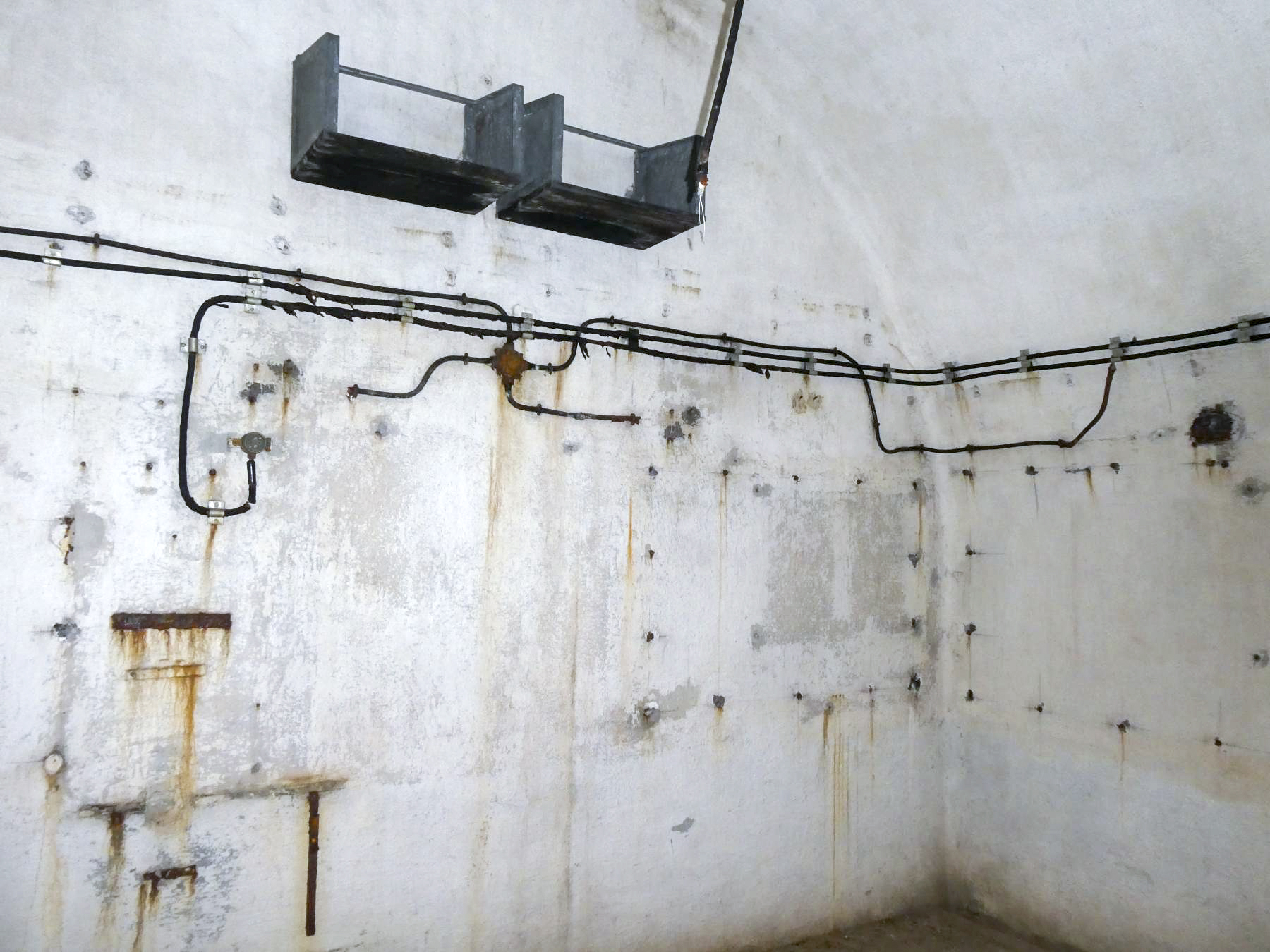 Ligne Maginot - FLAUT - (Ouvrage d'artillerie) - Bloc 3
Etage intermédiaire
PC