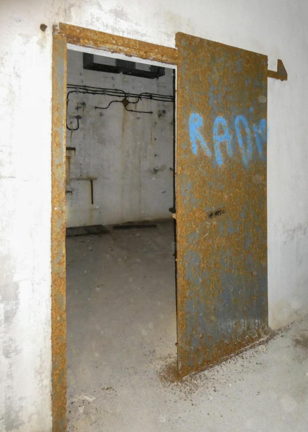 Ligne Maginot - FLAUT - (Ouvrage d'artillerie) - Bloc 3
Etage intermédiaire
PC