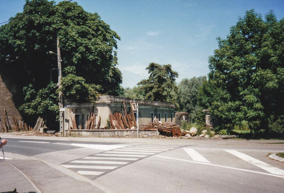 Ligne Maginot - ROUSSY LE VILLAGE (Poste avancé GRM) - (Poste GRM - Maison Forte) - Le poste GRM en 1998