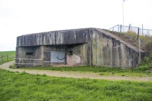 Ligne Maginot - AC1B - MC22 - LA COSTAUDE - (Casemate d'artillerie) - Façade de la chambre de tir