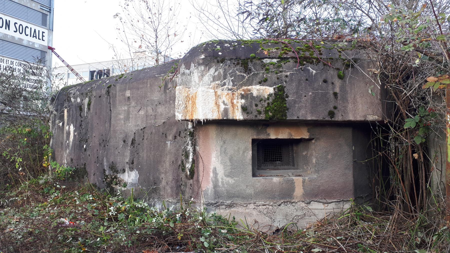 Ligne Maginot - 430G - PORT DU RHIN CENTRE 11 - (Blockhaus pour arme infanterie) - Créneau est