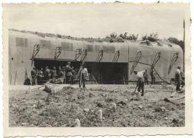 Ligne Maginot - SCHOENENBOURG - (Ouvrage d'artillerie) - Entrée des hommes en 1940 