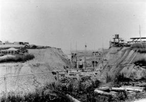 Ligne Maginot - IMMERHOF - A10 - (Ouvrage d'infanterie) - Photo de la construction de l'ouvrage
Coffrage de la galerie principale , retrait de l'échafaudage et du coffrage