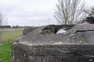 Ligne Maginot - BEF 10 - CHATEAU DES BOIS EST - (Abri) - Le blockhaus était muni d'un poste d'observation