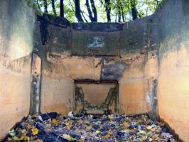 Ligne Maginot - HELLENWALD 2 - (Blockhaus pour arme infanterie) - La carcasse du char