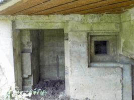 Ligne Maginot - 107 - LONGUES ORGIERES - (Blockhaus pour canon) - L'entrée hommes et créneau FM