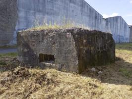 Ligne Maginot - RUE DES ECOLES - (Blockhaus pour arme infanterie) - Faces droite et frontale