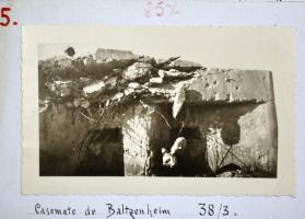 Ligne Maginot - 38/3 - BALTZENHEIM - (Casemate d'infanterie - double) - Chambre de tir nord. Photo tirée du rapport Fonlupt de 09/1945
