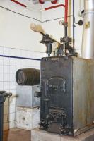 Ligne Maginot - Abri du BICHEL Sud - La cuisine
La chaudière à vapeur de marque IDEAL ASTRA assurant le chauffage de l'abri