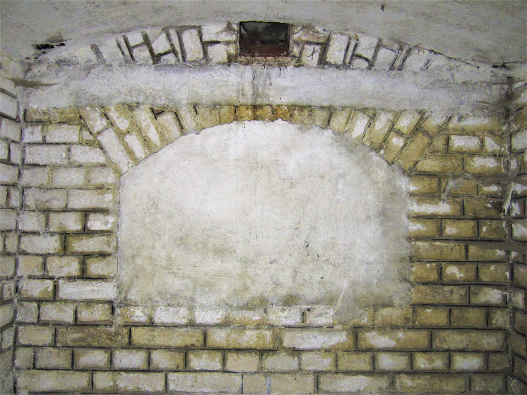 Ligne Maginot - POINT D'APPUI PK119 -1 - (Abri) - Fenêtre des latrines condamnée
