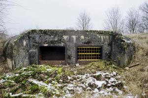 Ligne Maginot - ANZELING - A25 - (Ouvrage d'artillerie) - Le bloc cheminée à proximité du bloc 9