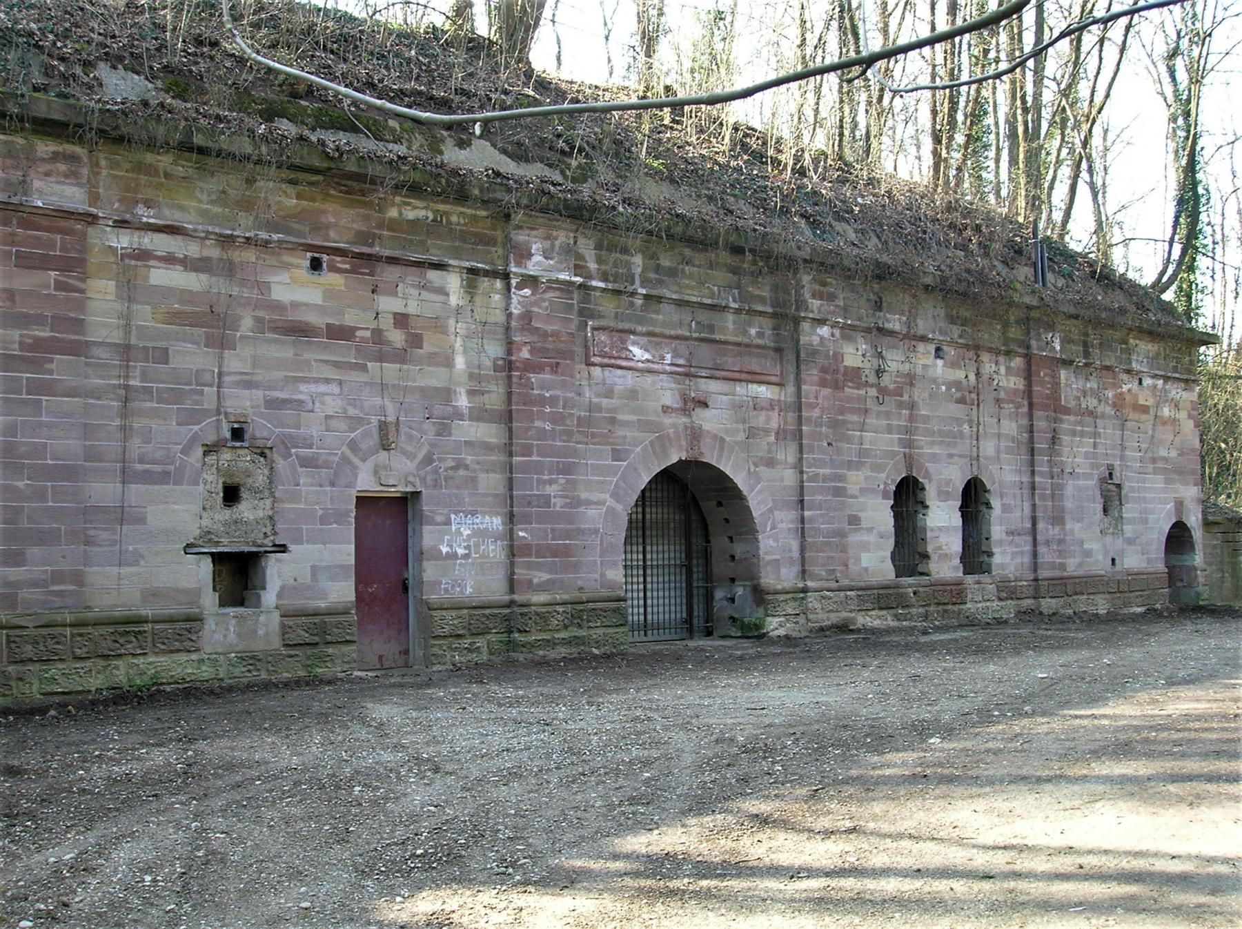 Ligne Maginot - JOFFRE-LEFEBVRE - (Position d'artillerie préparée) - Casernement du front de gorge