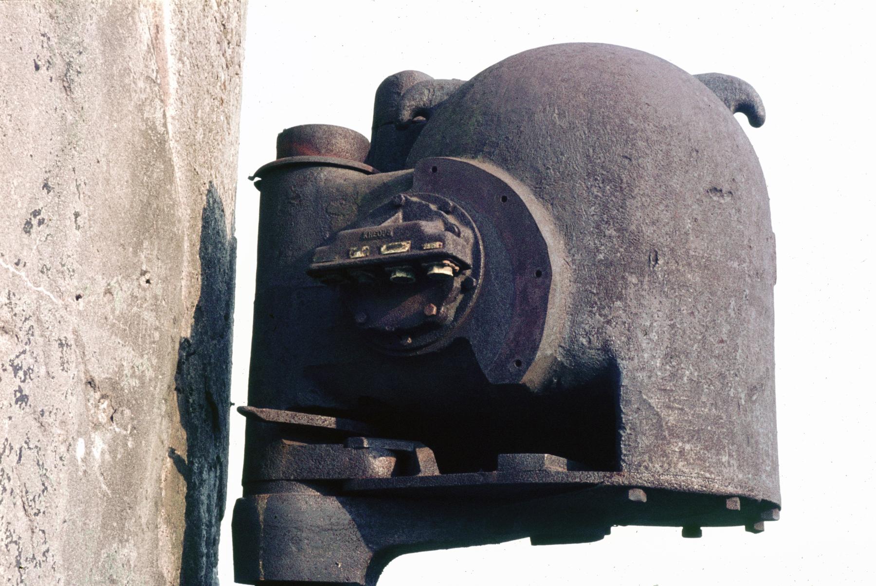 Ligne Maginot - MOTTENBERG SUD - C69 - (Casemate d'infanterie - double) - Projecteur