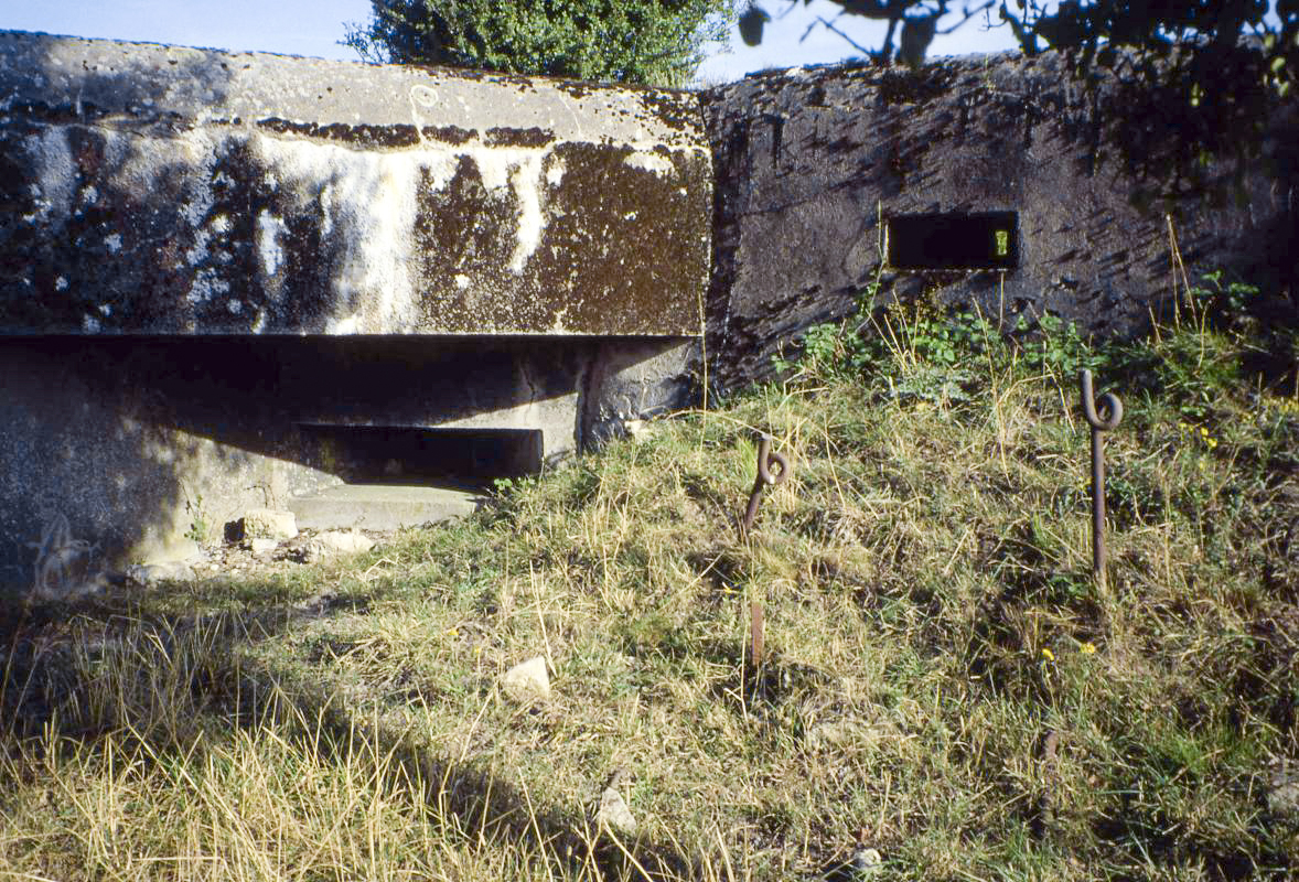 Ligne Maginot - AB3 - (Blockhaus pour canon) - Vue extérieure
