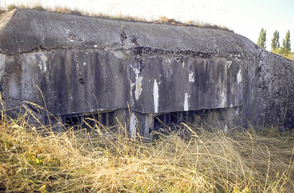 Ligne Maginot - AB24 - (Blockhaus pour canon) - 